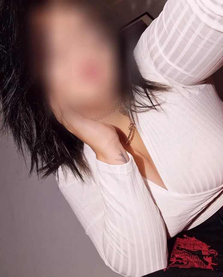 Hannah, 31