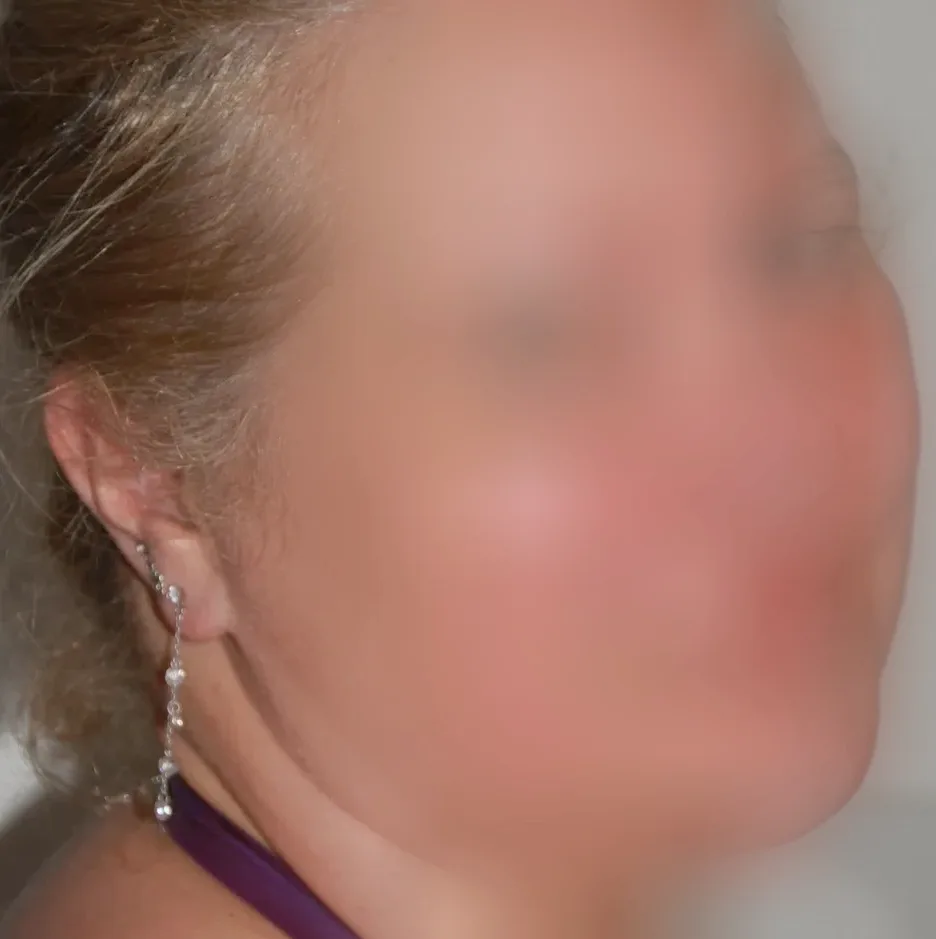 Helena, 28