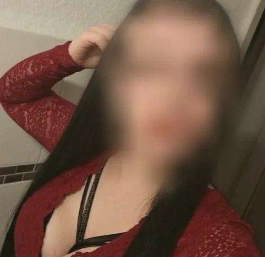 Katharina, 24