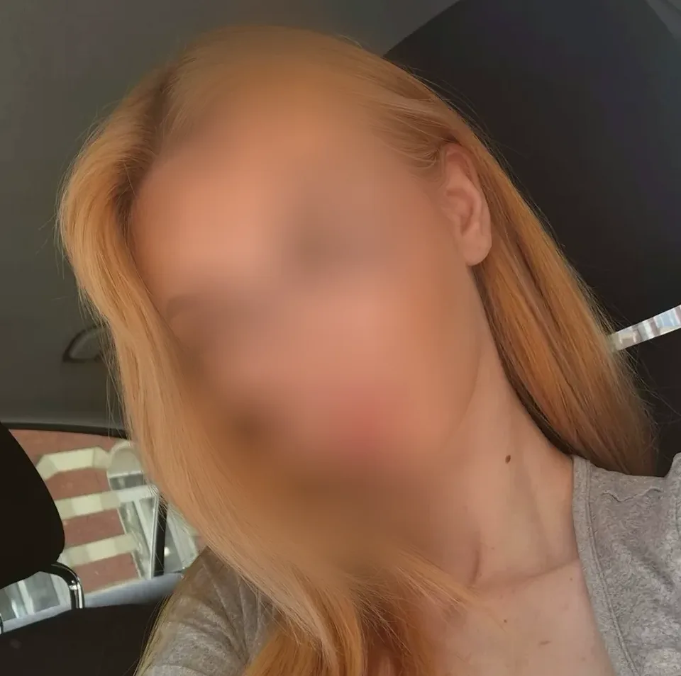 Miriam, 20