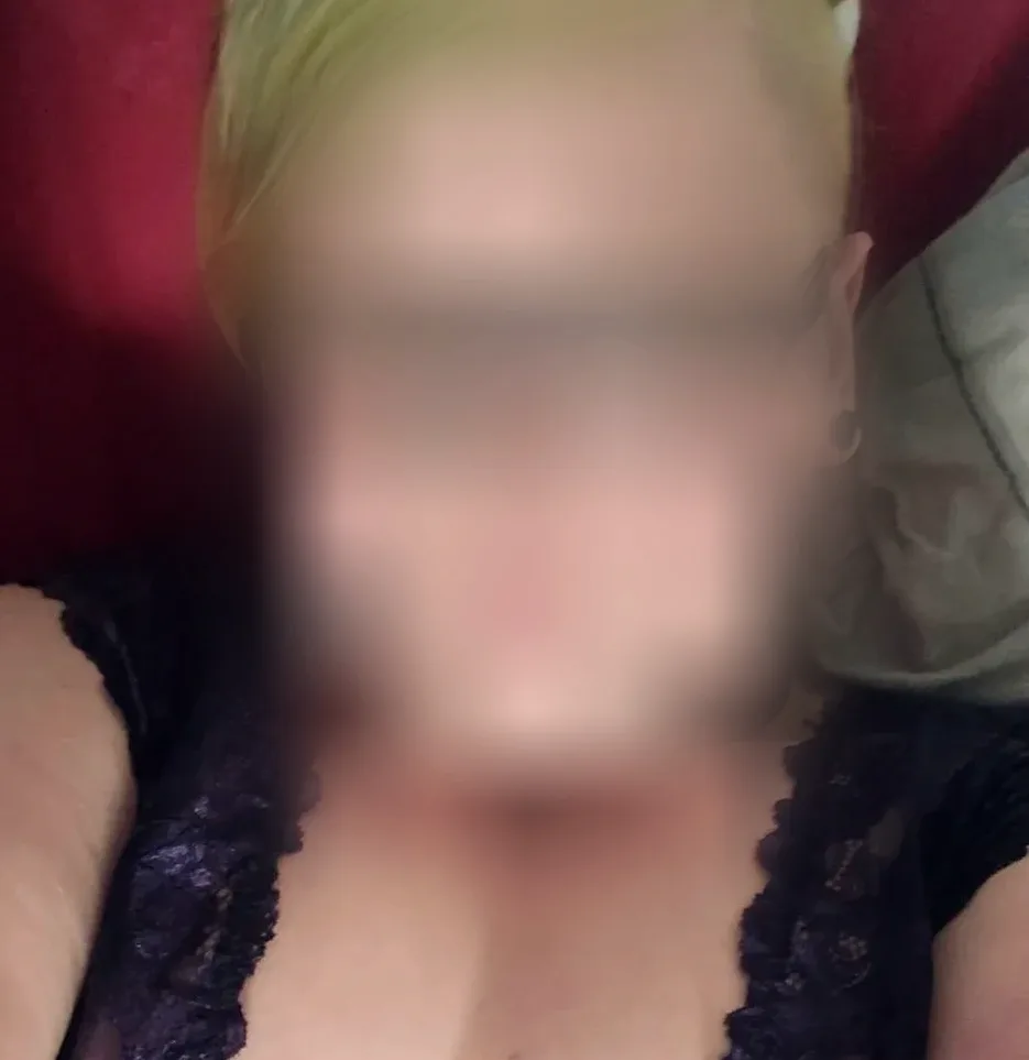 Ramona, 28